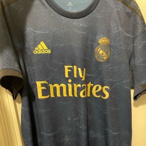 Real Madrid jersey 2021/2022